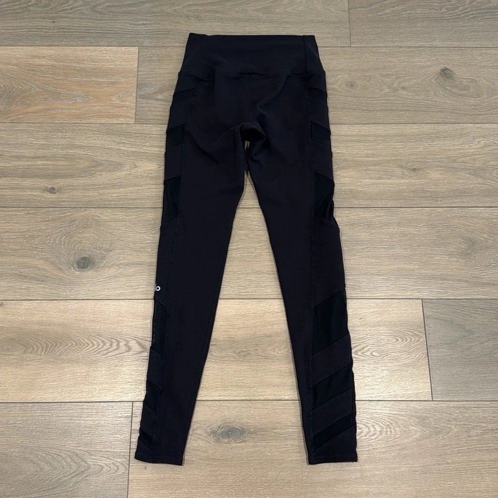 ALO Yoga excellent preowned
